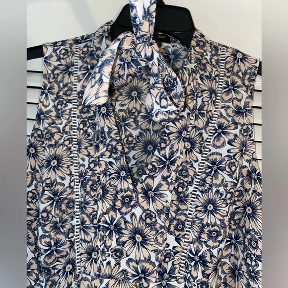 Banana Republic Pink Black White Bow Tie V Neck Sleeveless Sheer Top - Picture 3 of 6